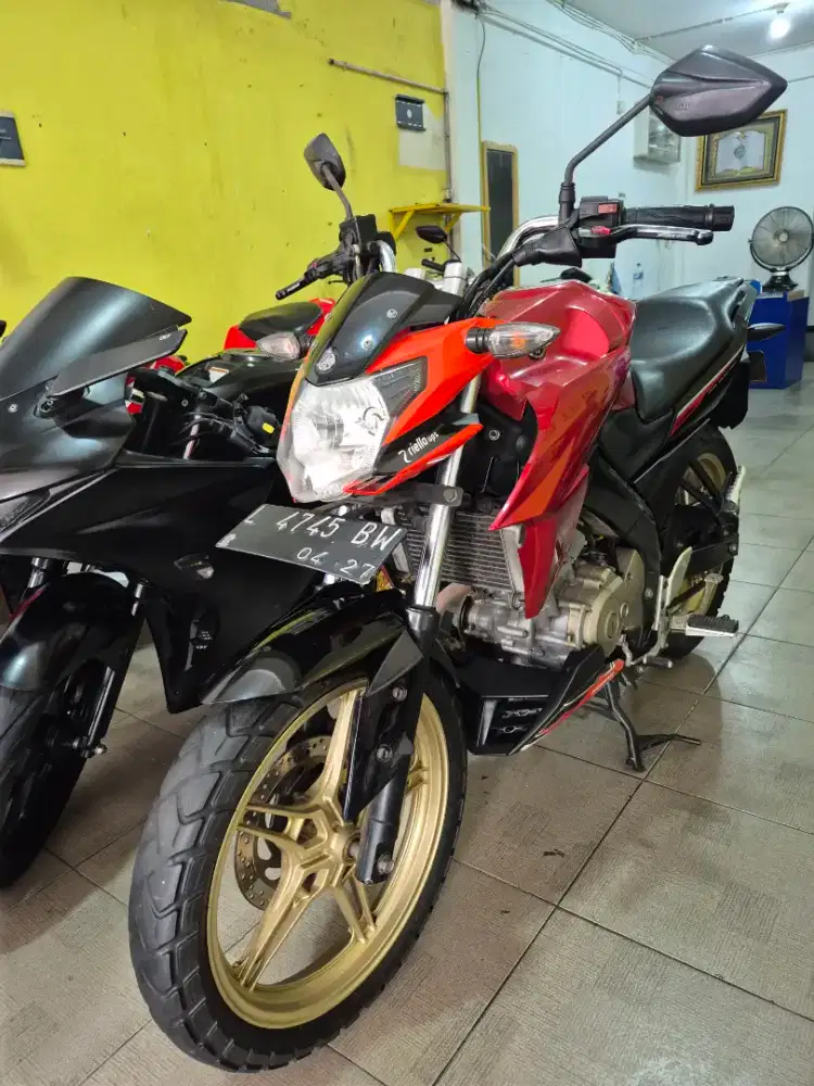 NEW VIXION 2017CASH KREDIT SAS MOTOR  JL BARATAJAYA 19 NO 5