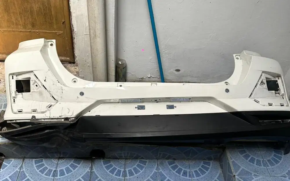 Bumper Belakang Daihatsu Rocky