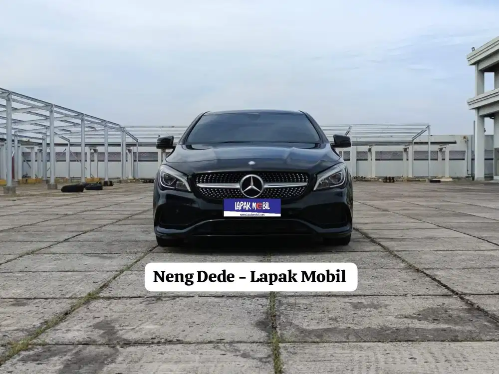 Mercedes-Benz CLA200 1.6 AMG AT 2016