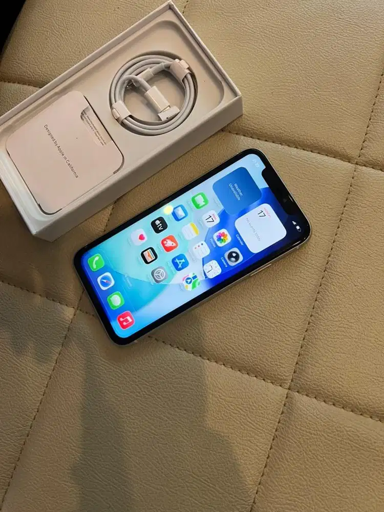 iphone 11 128gb model lucu