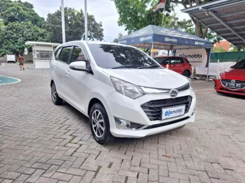 LOW DP Daihatsu Sigra 1.2 R Bensin-MT 2017 FZT