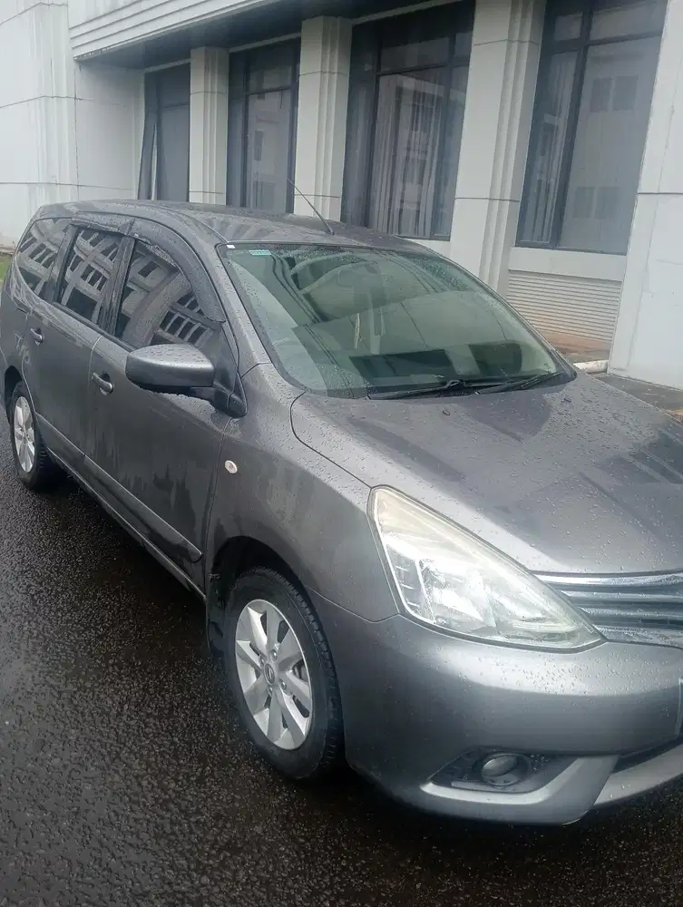Nissan Grand livina 2015 Bensin