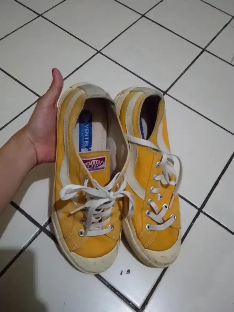 Sepatu ventela masih bagus