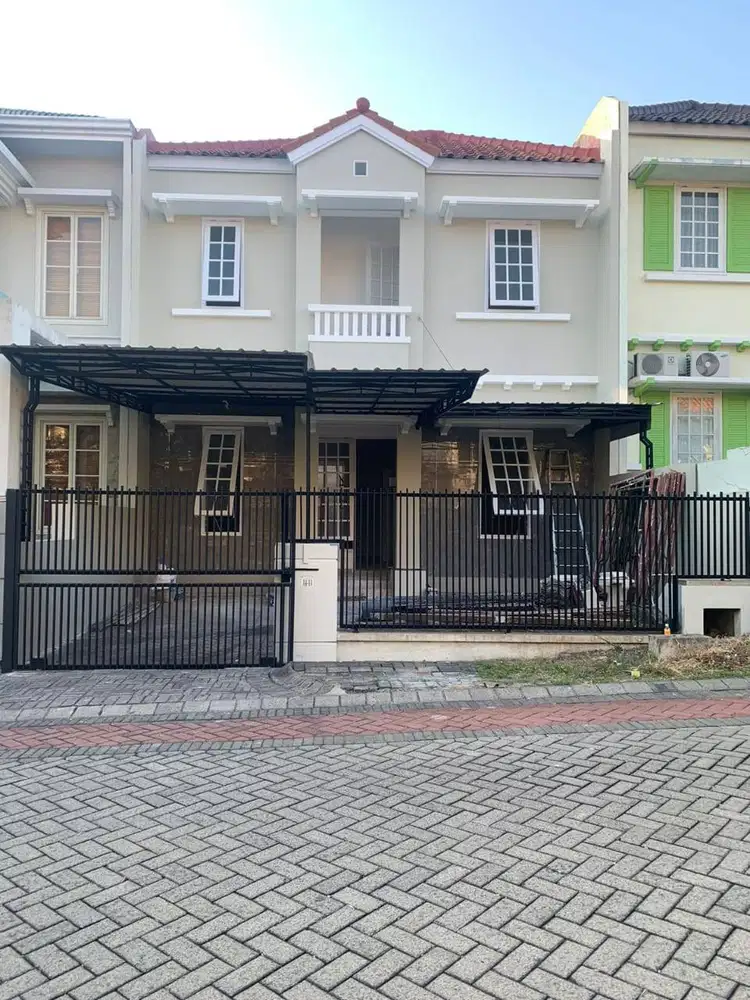 Termurah Rumah Siap Huni 2 lantai VIlla Sentra Raya Citraland Surabaya