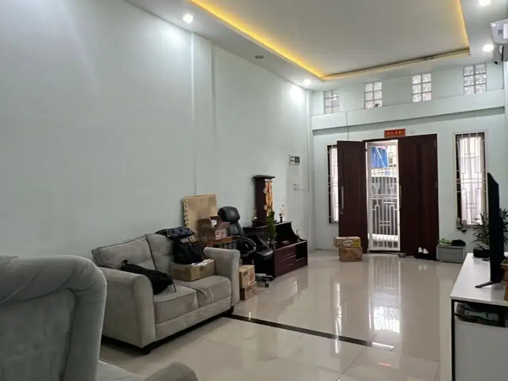 Dijual Townhouse Siap Huni Nyaman dan Terawat Jl Karya Bakti