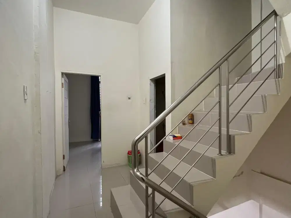 DIJUAL TOWNHOUSE  JL TUBA IV KOMPLEK DE CASTILLO RESIDENCE