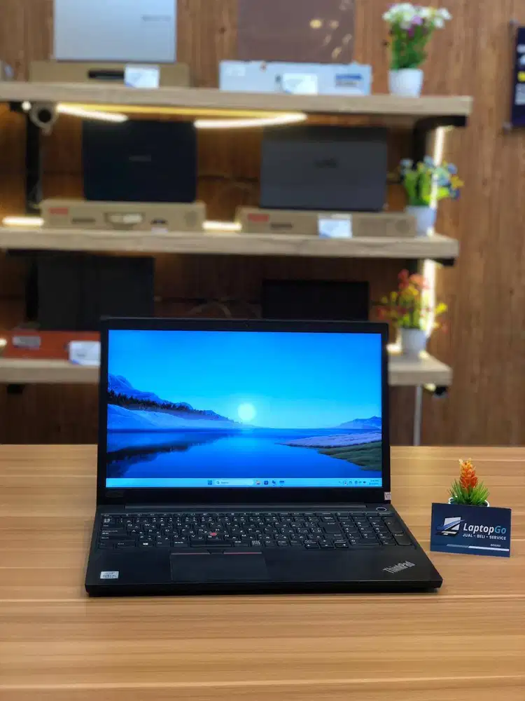 LENOVO THINKPAD CORE I5 GEN 10 RAM 8/256GB INTEL UHD GRAPHIC SECOND