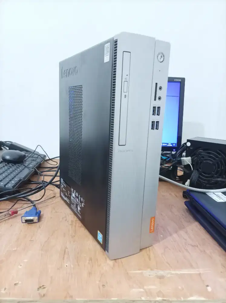 PC Desktop Lenovo Ideacentre Core i3 Gen6 6100 SFF