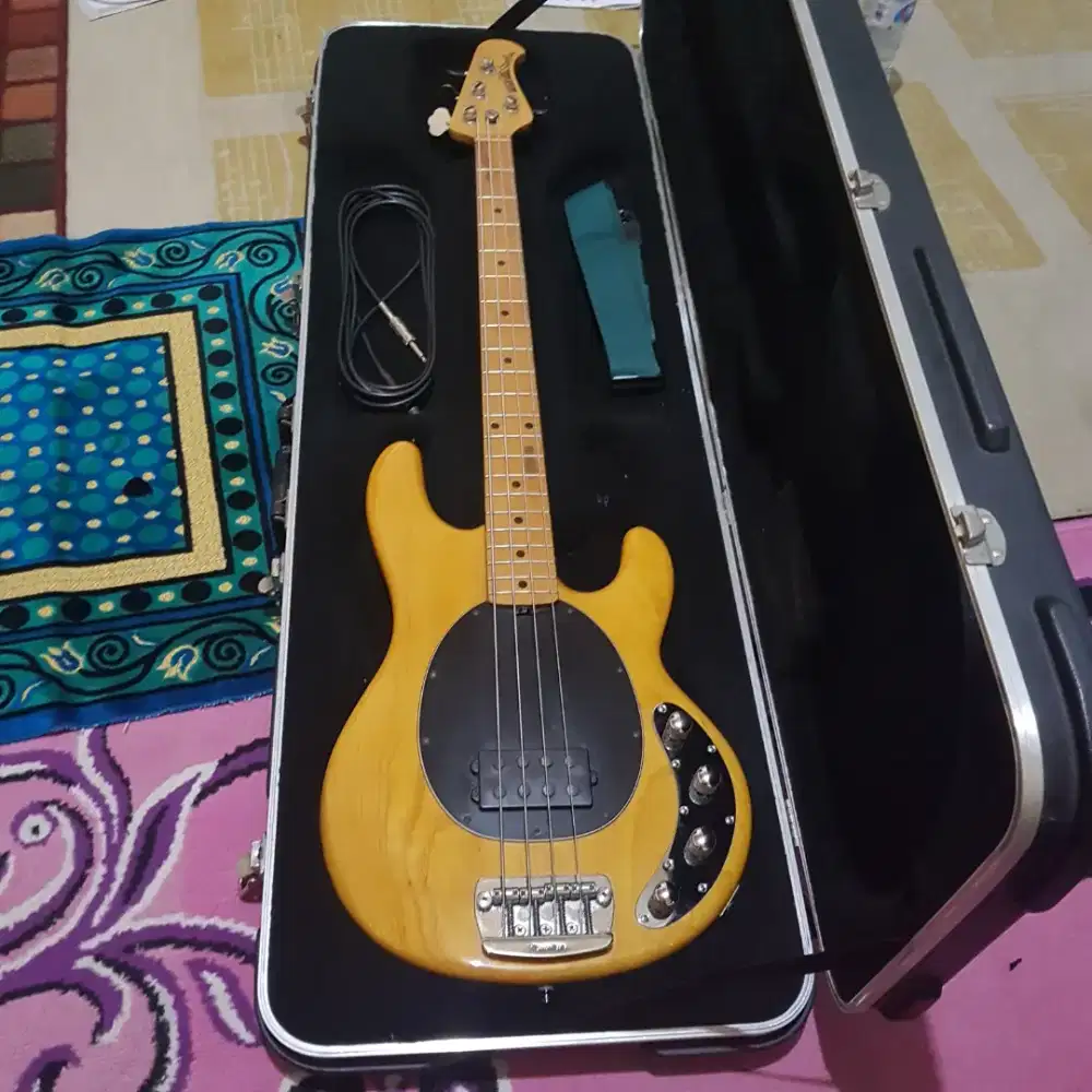 Bass Music man Ex japan