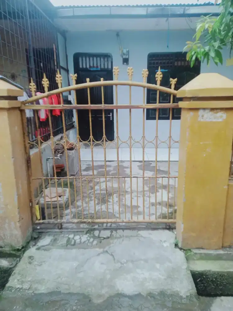 Rumah disewakan (khusus muslim)