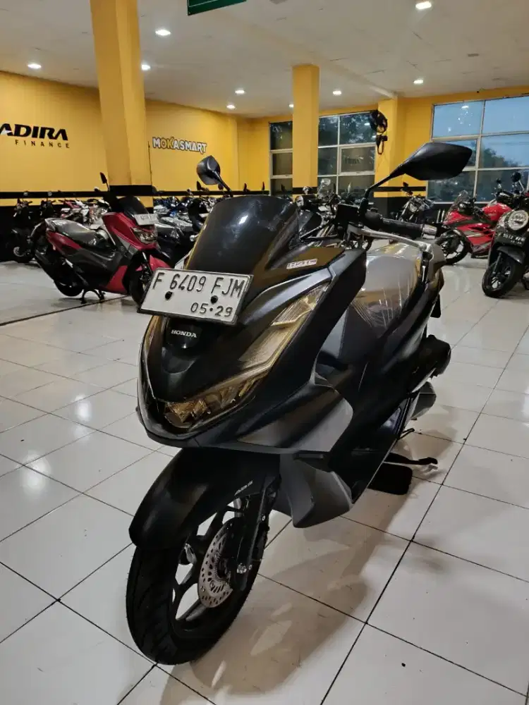 YUHUUU READYY PCX 160 ABS 2024