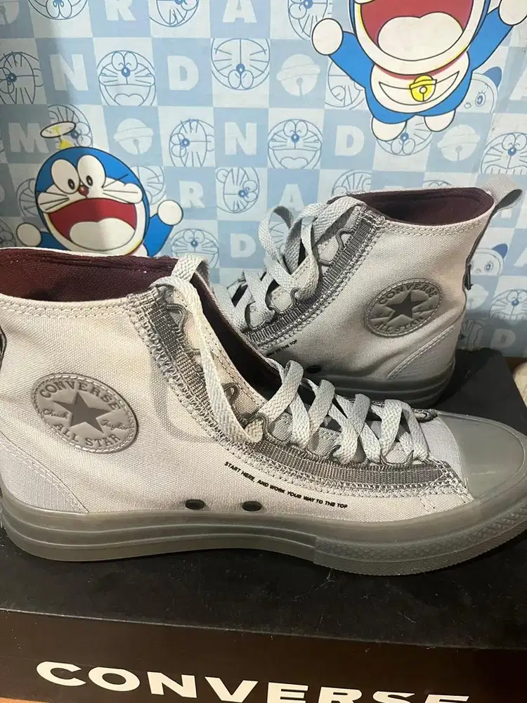 Sepatu Converse UNISEX size 41