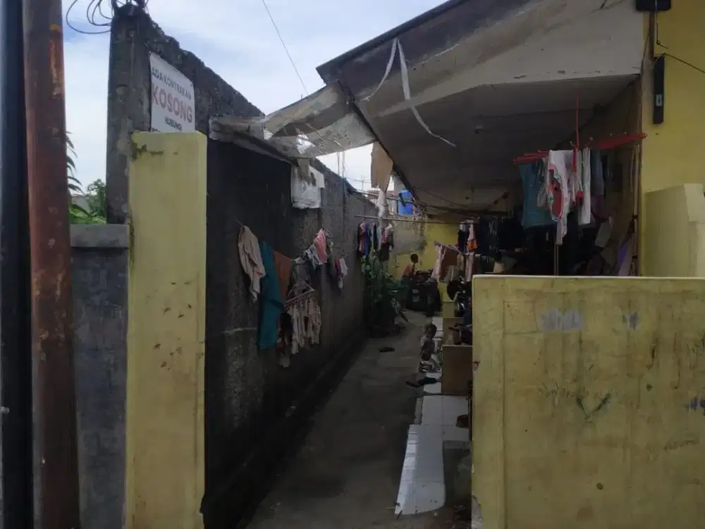 Di Jual Tanah 200m, Bonus Kontrakan 5 pintu 3 Petakan di Cilodong DEPOK