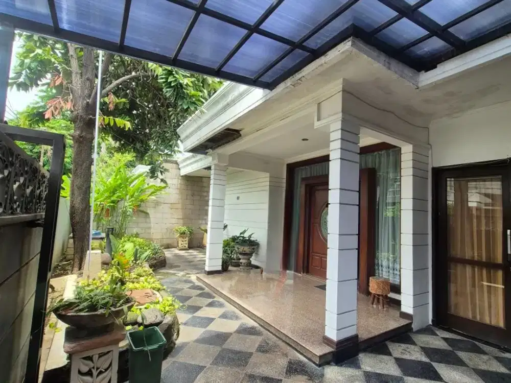 DIJUAL RUMAH KERTAJAYA INDAH Rumah luas & terawat