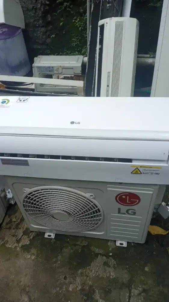 Jual ac 1/2 pk LG  R410