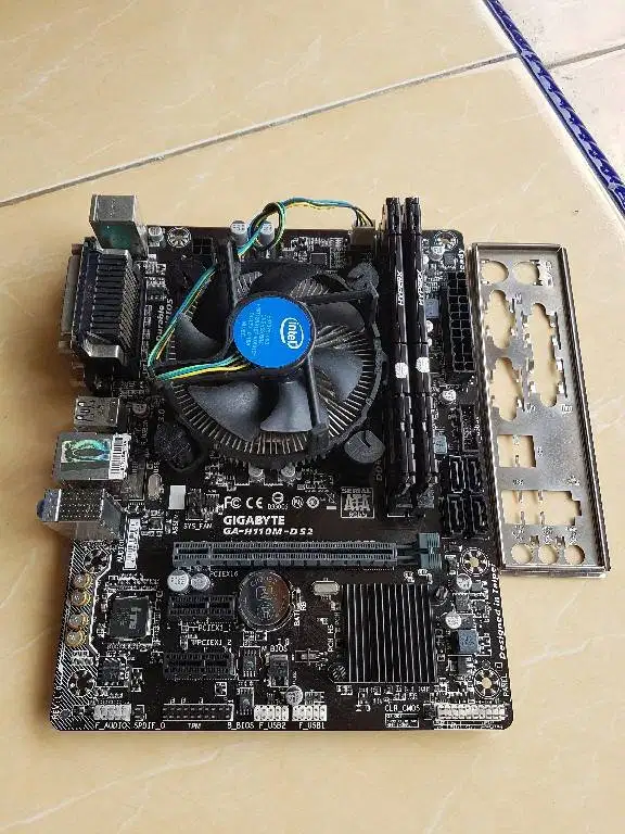 Sepaket Intel G4560 | Gigabyte H110M-DS2 | Ram 8GB DDR4