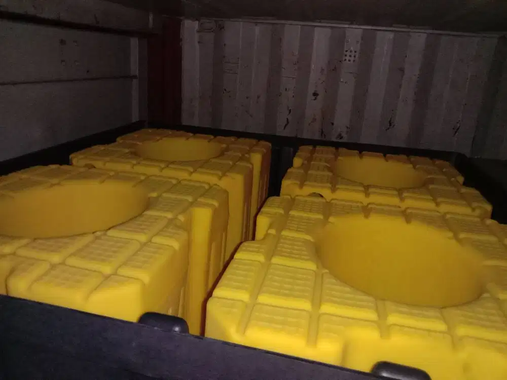 IBC INDOOR SPILL PALLET, MASTERBATCH GRADE GP-1, SEPATU