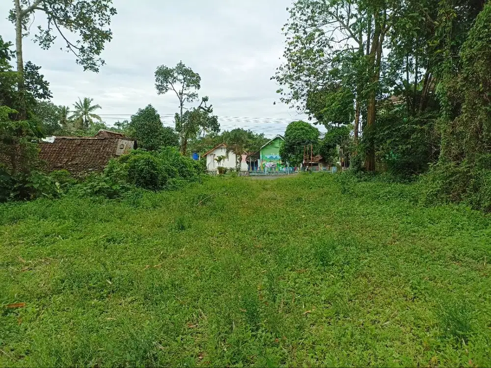 Dijual cepat tanah murah pekarangan  strategis di Jl. Kaliurang km 20