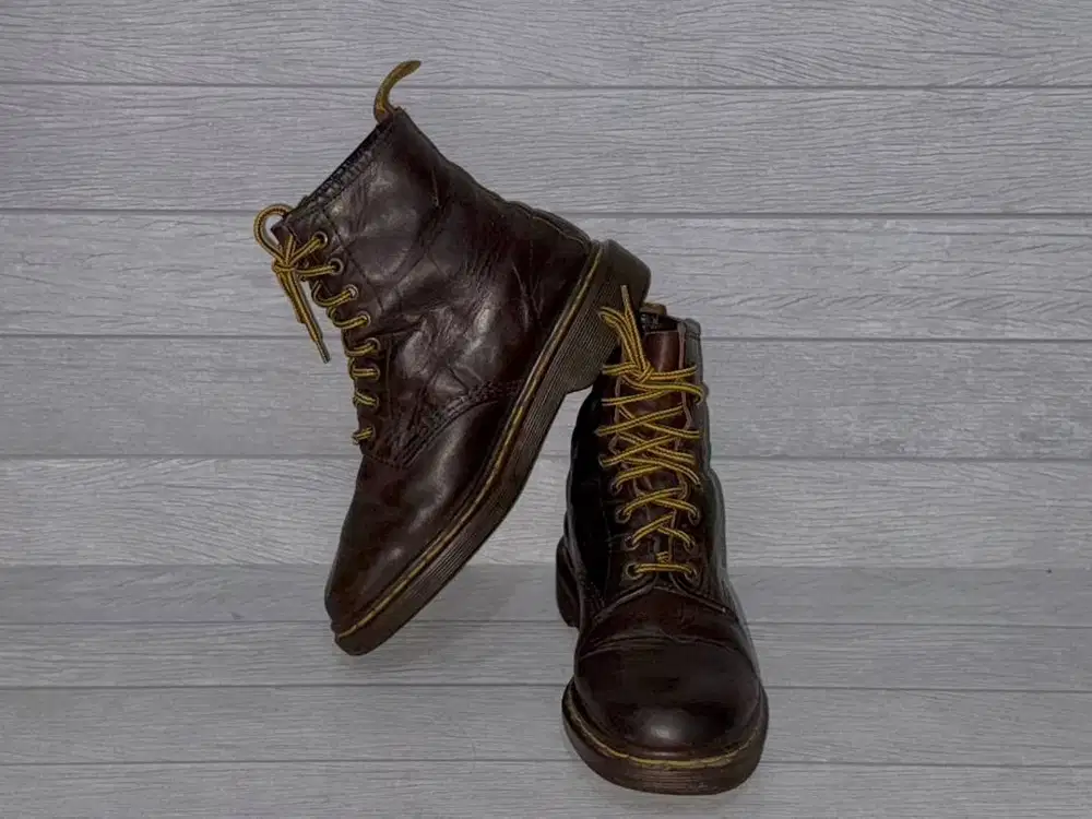 Dr. Martens 1460 Crazy Horse Dark Brown 8 Hole