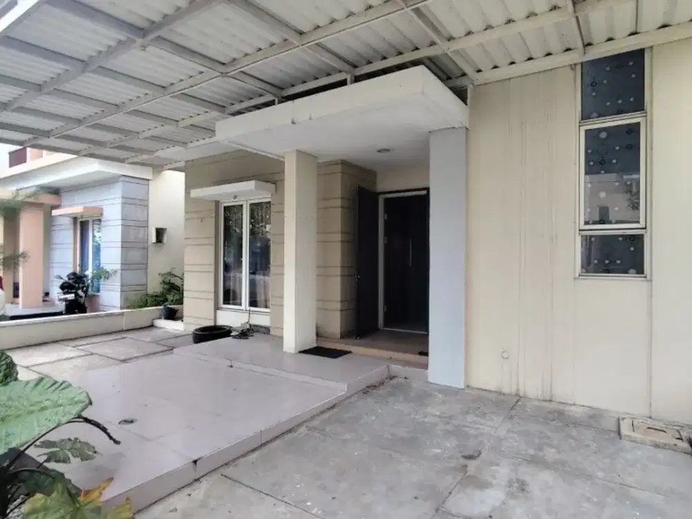Rumah Cantik 2 Lantai Semi Furnished di Elysia Suvarna Sutera Tangerang 1K90006Q