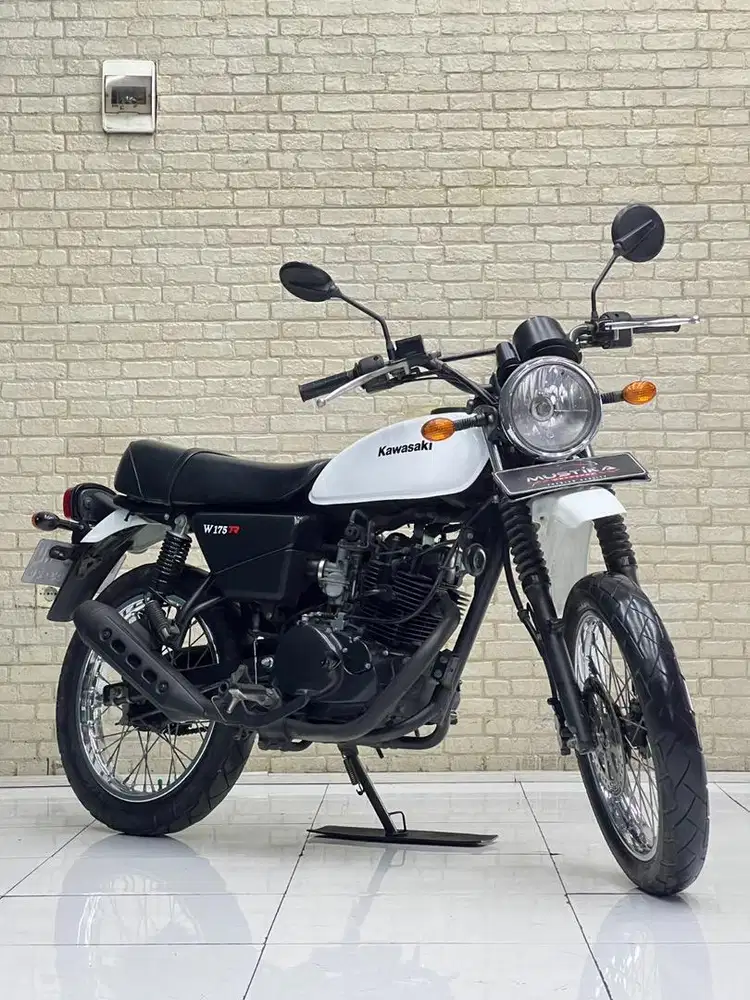Terbatas!! Kawasaki W175-TR | 2021 | Wulan mustika