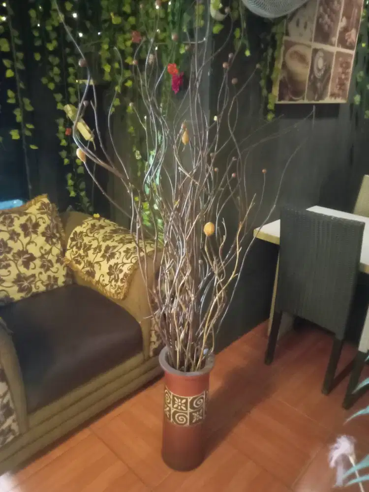 Pajangan ranting kering estetik + vas