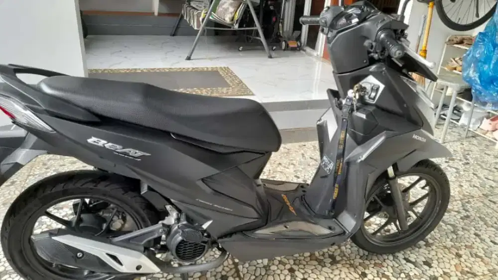 Dijual MOTOR Honda Beat tahun 2021 like New
