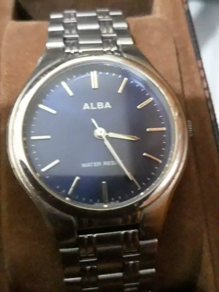Jam tangan Alba v501-x503