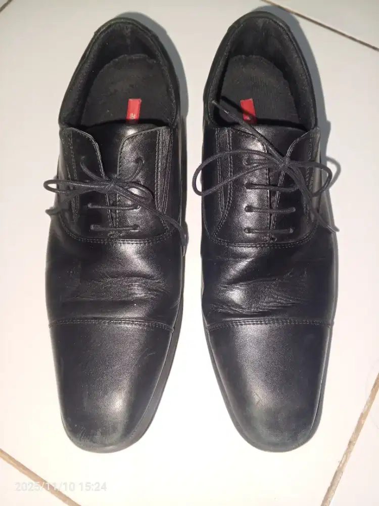 Sepatu formal/kerja pria