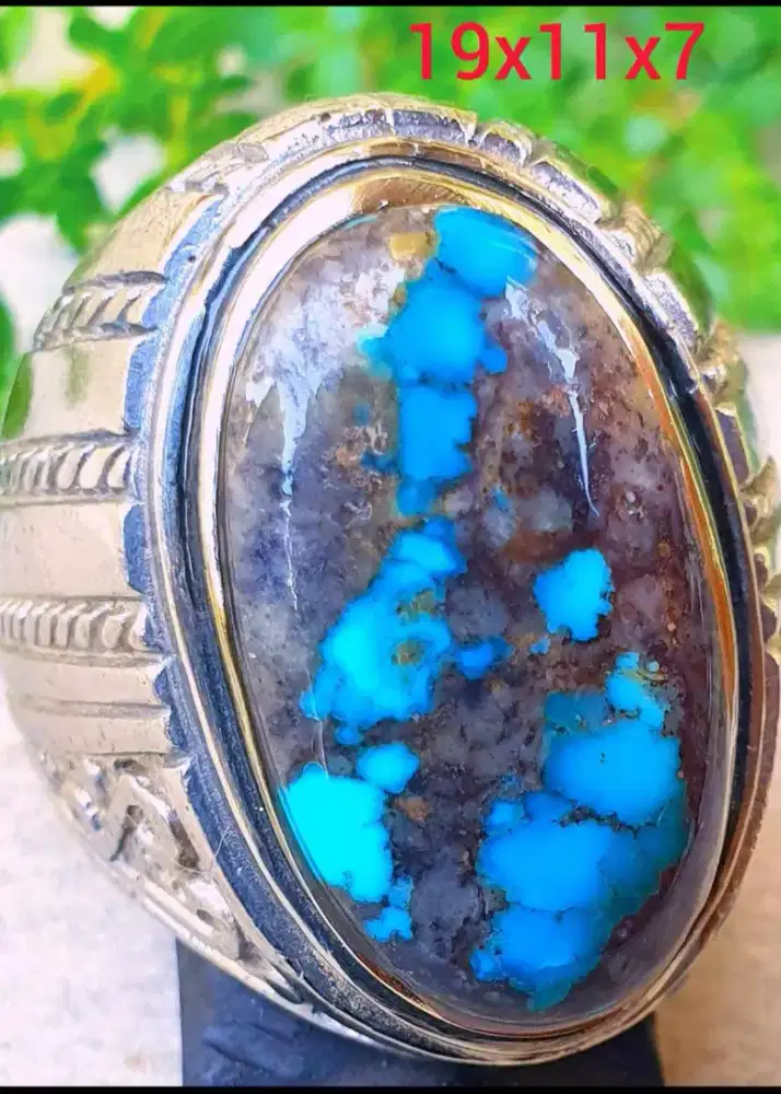 Pirus Persia lawasan Warna Biru Cerah, motif Angka 6.