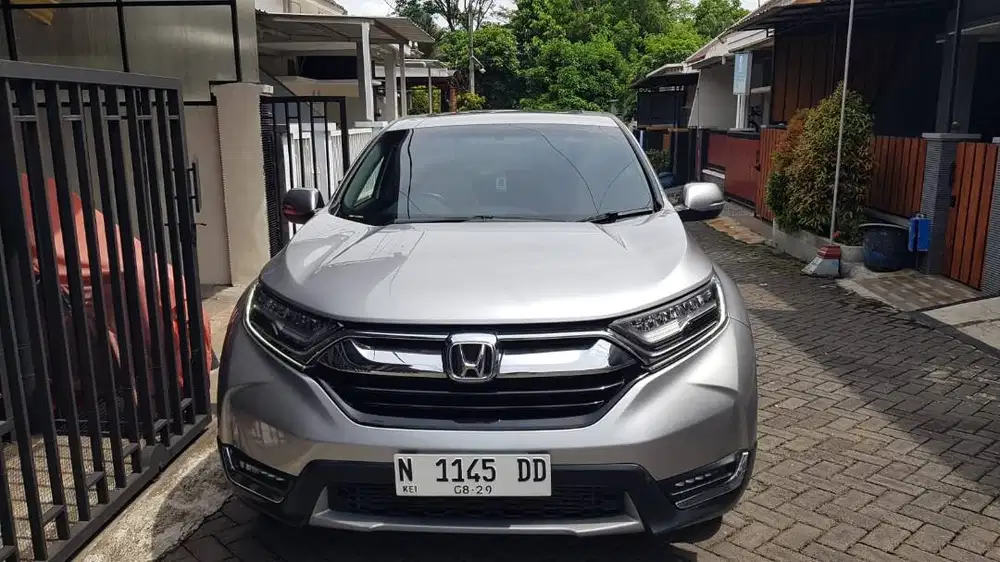 dijual honda crv 1.5 turbo prestige AT silver 340