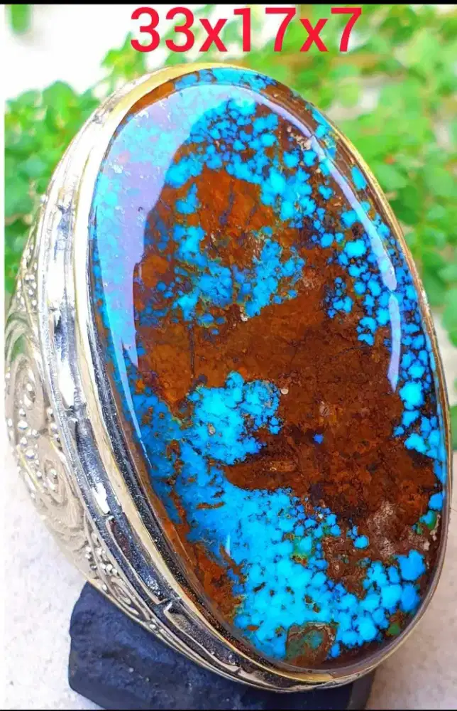 Pirus Persia Jumbo serat emasnya motif Kepala Ayam jago.