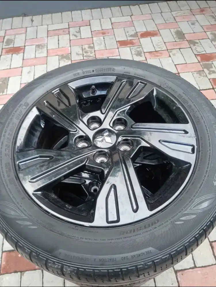 R16 NIK 2021 Dounlop