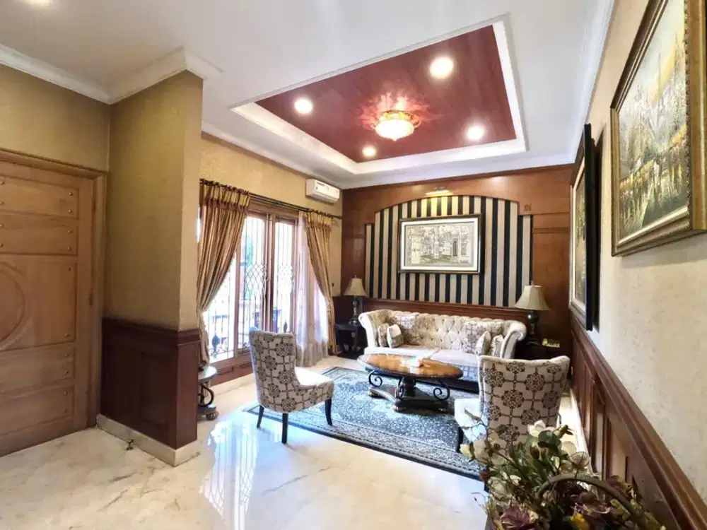 Dijual Rumah Besar Mewah Daerah Jati Padang Pasar Minggu