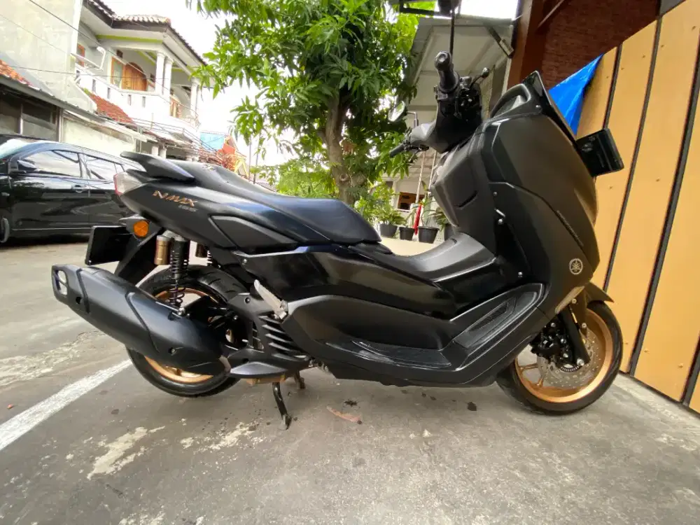 N MAX 155 connected (key less) 2021