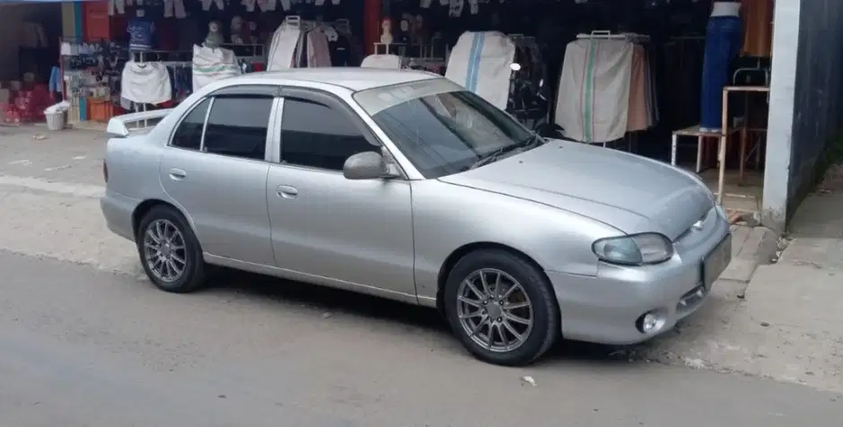 Hyundai Accent 1999 Bensin