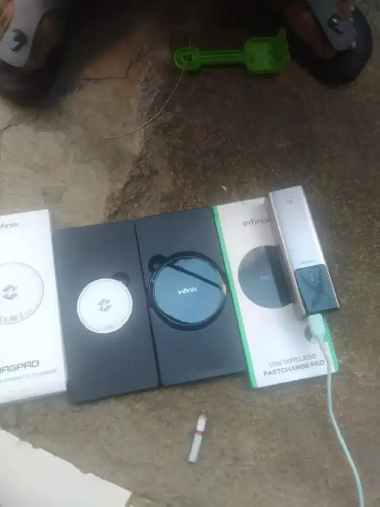 Power bank chutech 10.000mah dan charger wireless 2 15 dan 20 wat baru