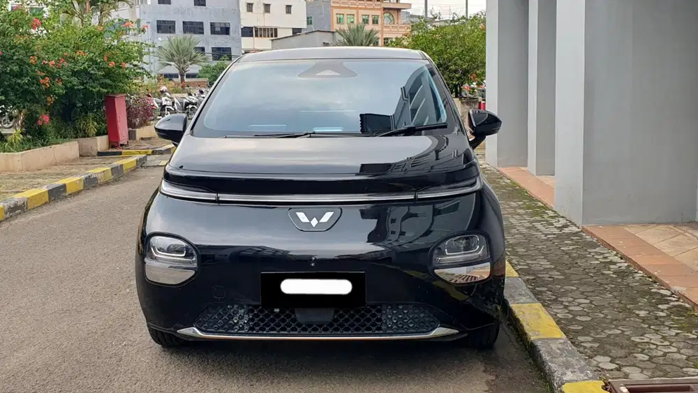 Km14rb wuling cloud ev pro 2024 hitam listrik