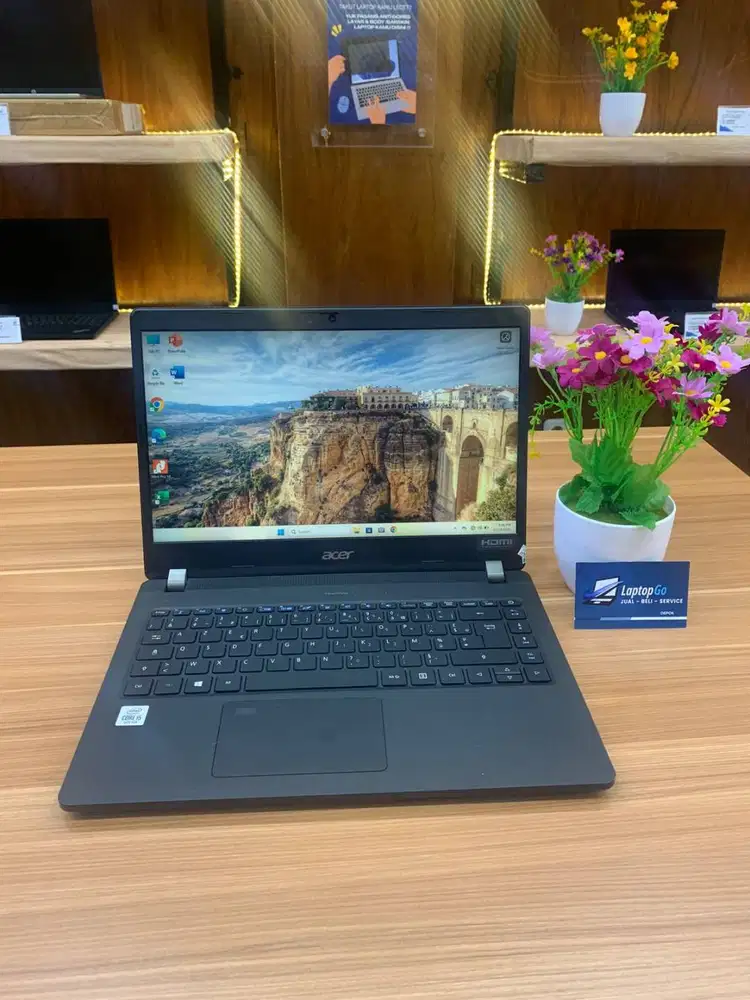 LENOVO ACER CORE I5 RAM 8/256GB INTEL UHD GRAPHIC SECOND BEKAS