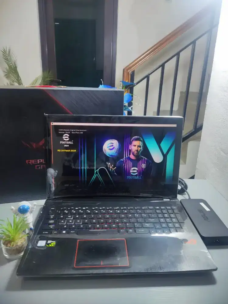 ASUS ROG STRIXT -GAMING GL553VD-308 FULSET BOX [RAM 16GB DUAL SSD]