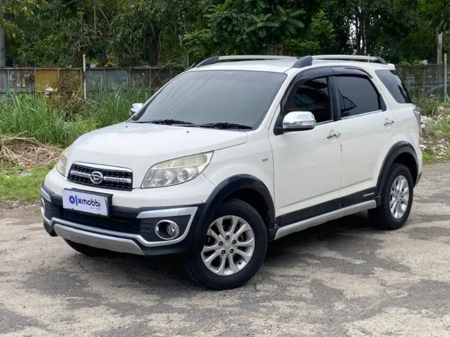 Low Km Daihatsu Terios 1.5 TX ADVENTURE Bensin-MT 2014 Putih WND