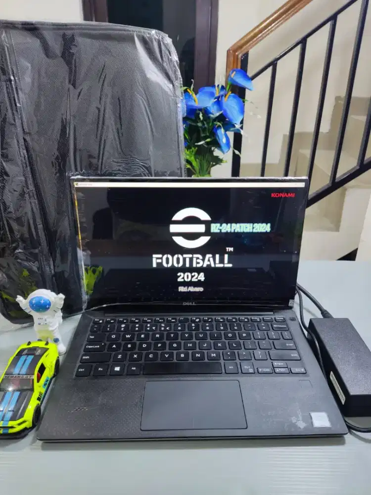 DELL XPS 13 9360 TOUCHSCREEN Superslim Premium Edition [ SSD ]