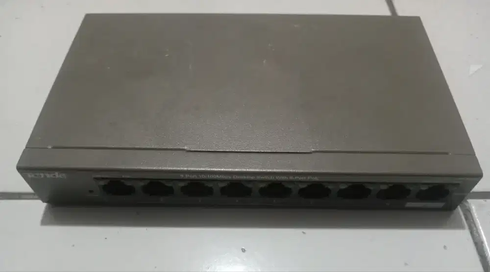 Switch hub Tenda TEF 1109p-8-63w