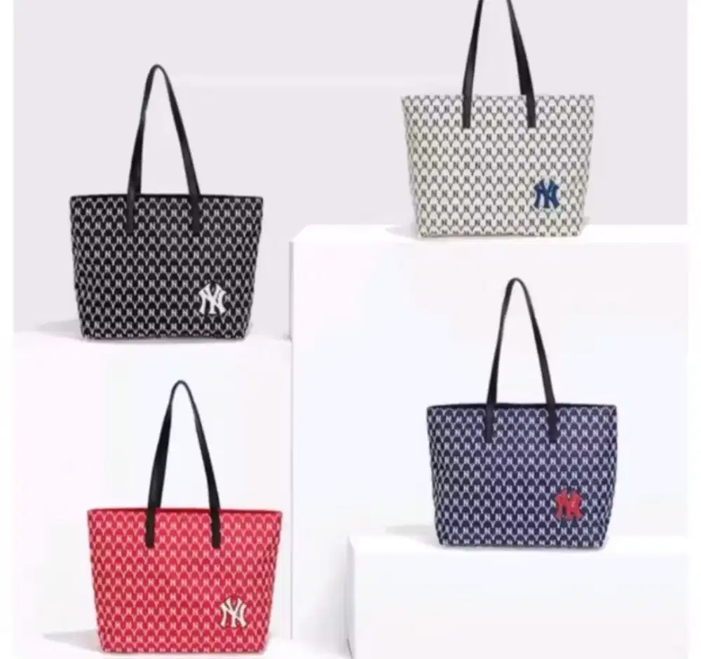 MLB MONOGAM HOODIE BAG