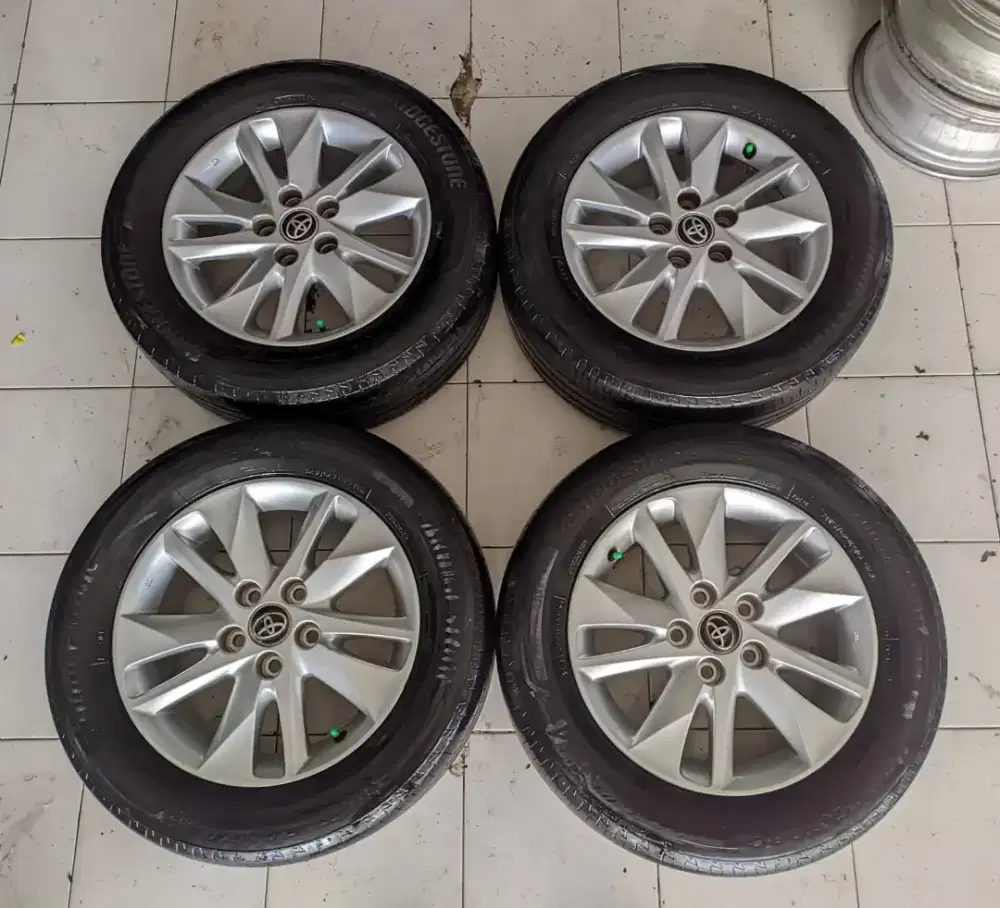 R16 Original inova Reborn+Ban Bridgestone Turanza 80%