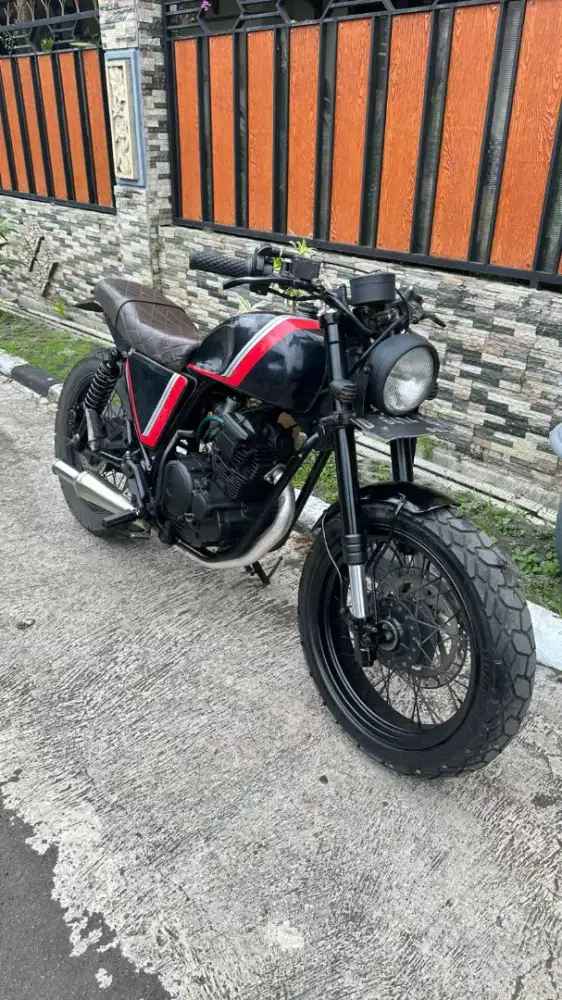 DI JUAL SCORPIO 225 CUSTOM 2005