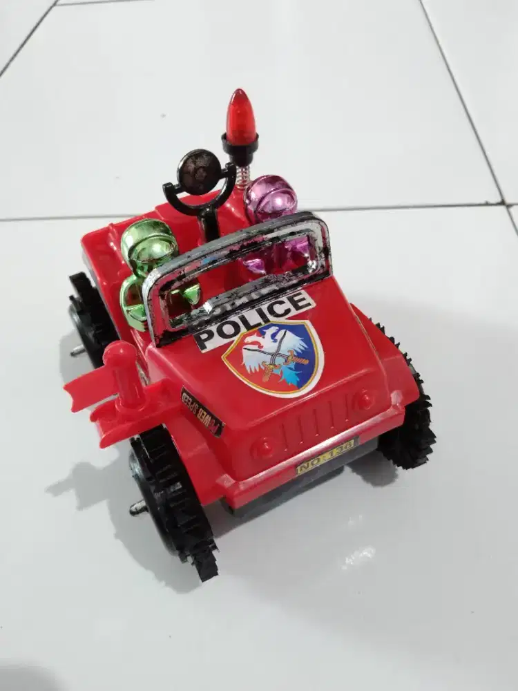 Mainan Anak Mobil & Sapi kondisi tidak bisa Nyala