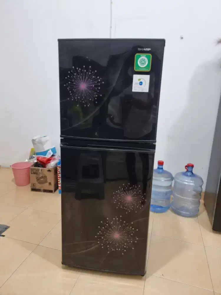 Jual santai kulkas merek sharp