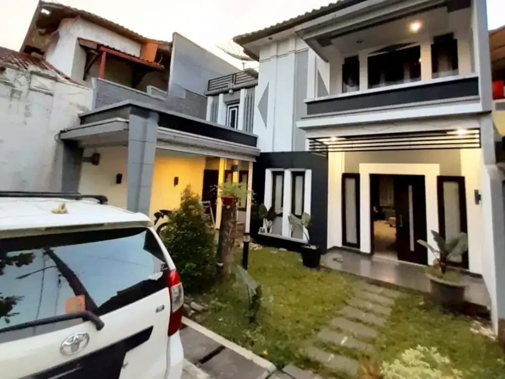 S722 Rumah Bagus Jual Cepat 150 m2 Murah Dekat tol Komsen Jatiasih Bekasi