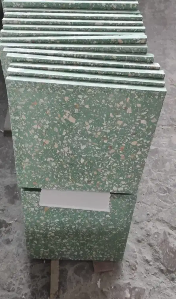 Lantai Teraso ukuran 60x60cm